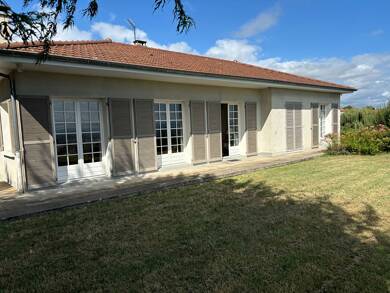 Maison à vendre 315 000 € 6 pièces 4 chambres 113 m² 3 209 m² de terrain Montbrison 42600