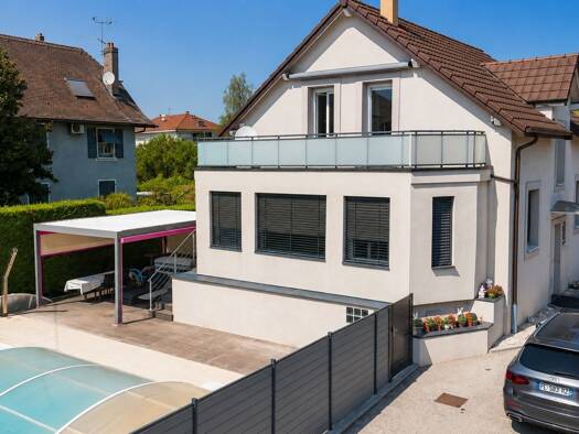 Maison à vendre 735 000 € 4 pièces 3 chambres 150 m² 1 110 m² de terrain Annemasse 74100