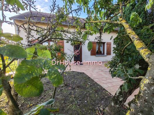 Maison à vendre 127 200 € 3 pièces 2 chambres 94 m² 5 641 m² de terrain Les Ormes 86220