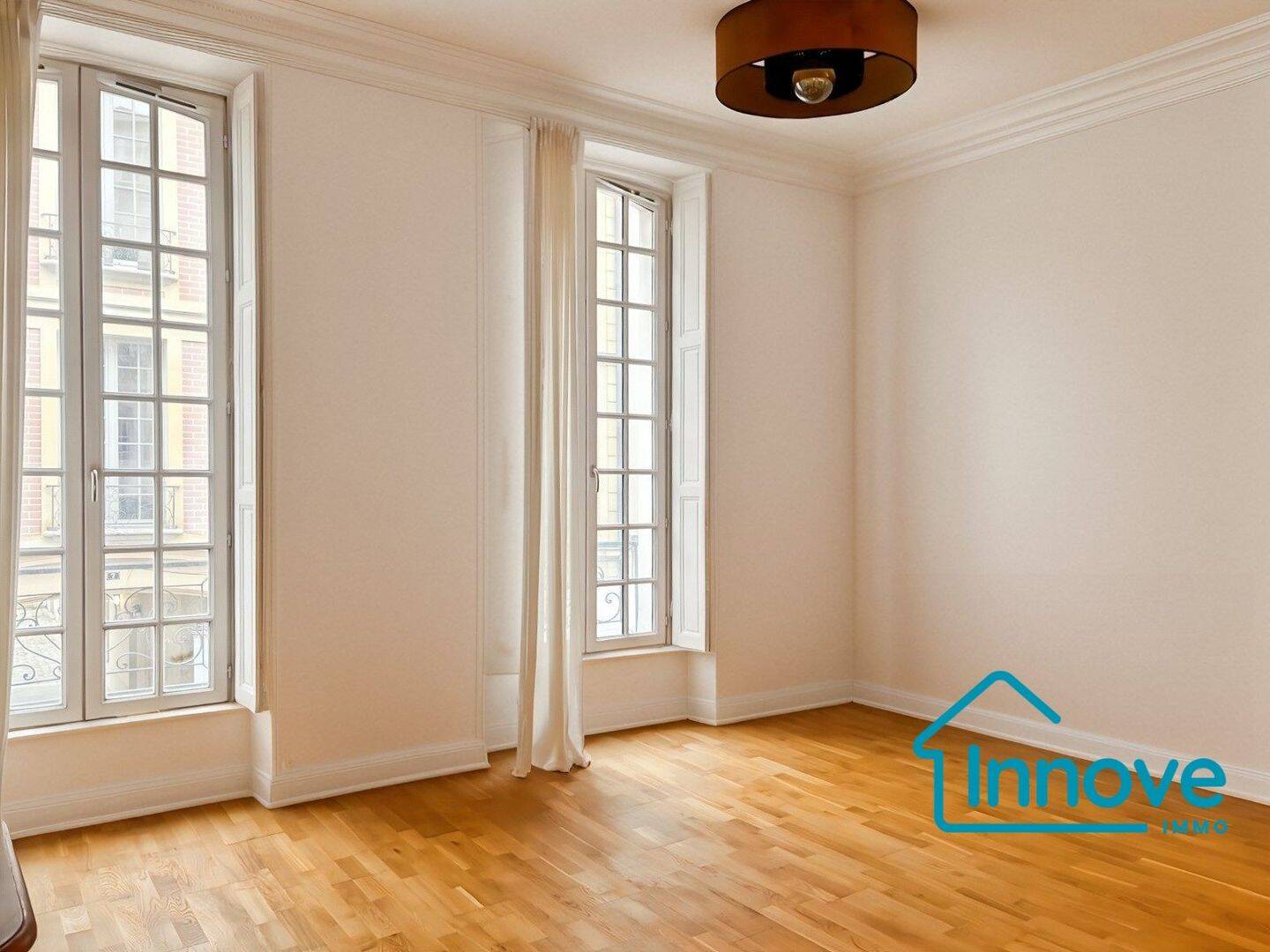Maison à louer, 41m², VERSAILLES