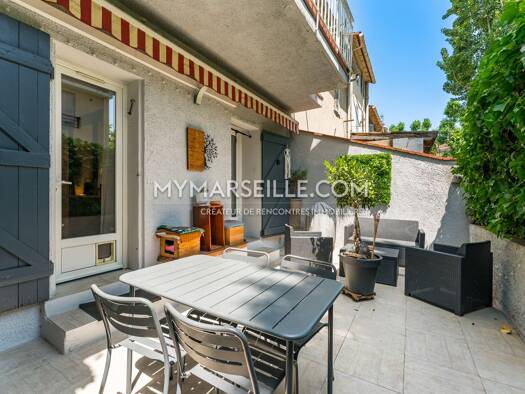 Maison de ville à vendre 279 000 € 4 pièces 3 chambres 90 m² 9 m² de terrain La Pomme Marseille 11ème arrondissement 13011