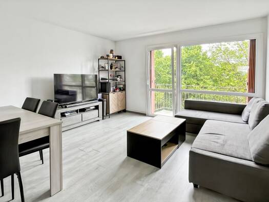 Appartement à vendre 225 000 € 4 pièces 3 chambres 68,78 m² Étage 3/4 Les Résidences Palaiseau 91120