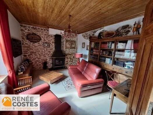 Maison en viager occupé Bouquet 87 100 € 6 pièces 4 chambres 220 m² 200 m² de terrain Nord Lézignan-Corbières 11200