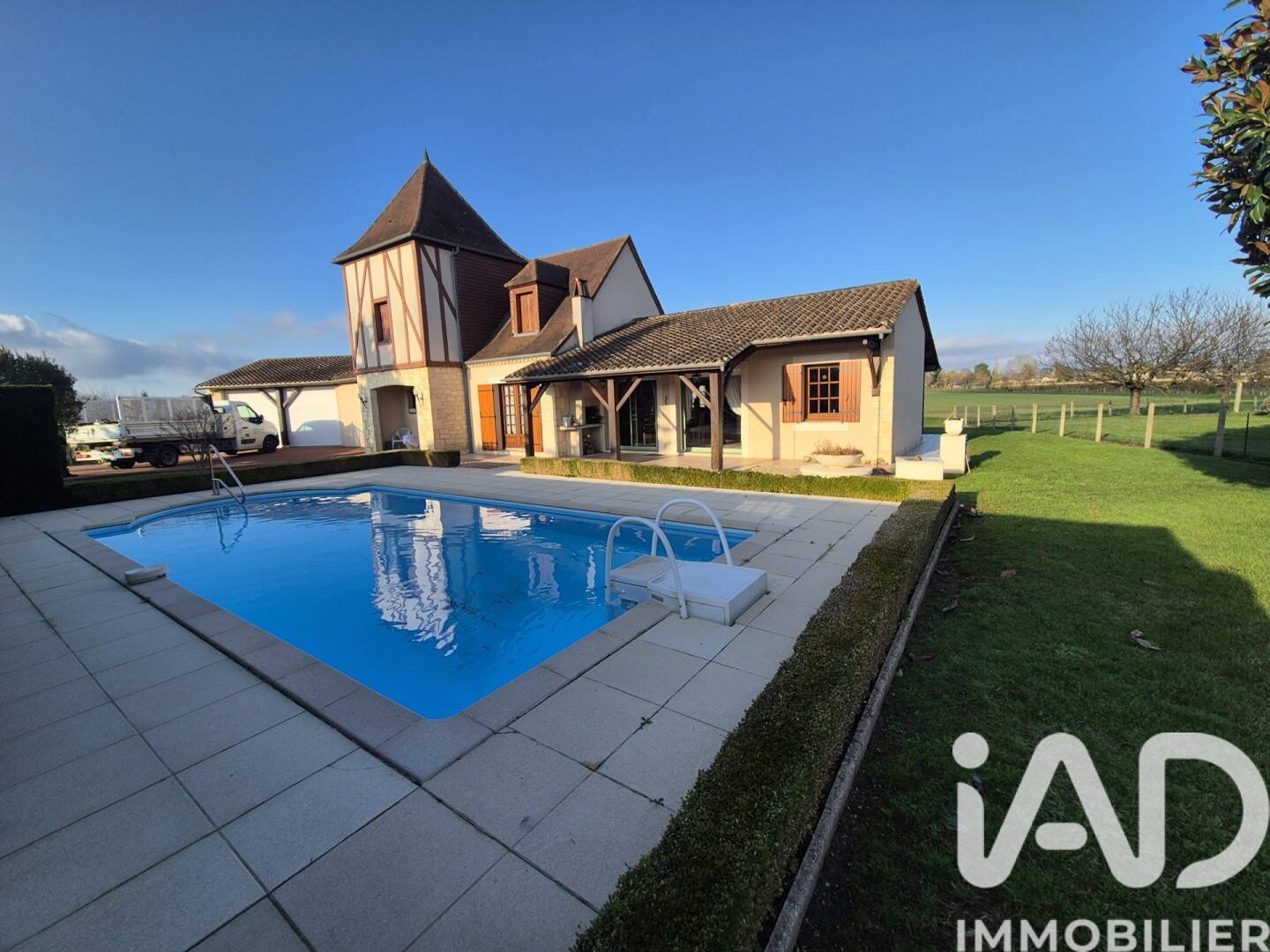 Maison à vendre, 191m², LAMONZIE SAINT MARTIN