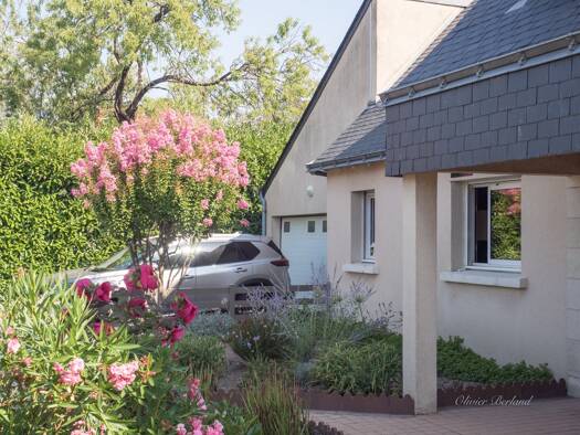 Maison à vendre 474 000 € 7 pièces 5 chambres 220 m² 997 m² de terrain Hauts Quartiers-Clos Coutard Saumur 49400
