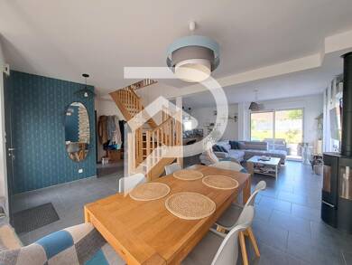 Maison à vendre 299 500 € 6 pièces 4 chambres 140 m² 803 m² de terrain Savignies 60650