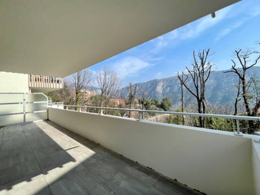 Appartement à vendre 376 000 € 3 pièces 2 chambres 72 m² RDC/3 Gilette 06830