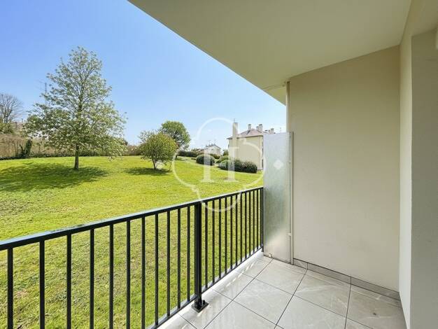 Appartement à vendre 231 000 € 4 pièces 3 chambres 67,8 m² Étage 1/3 Beynes 78650