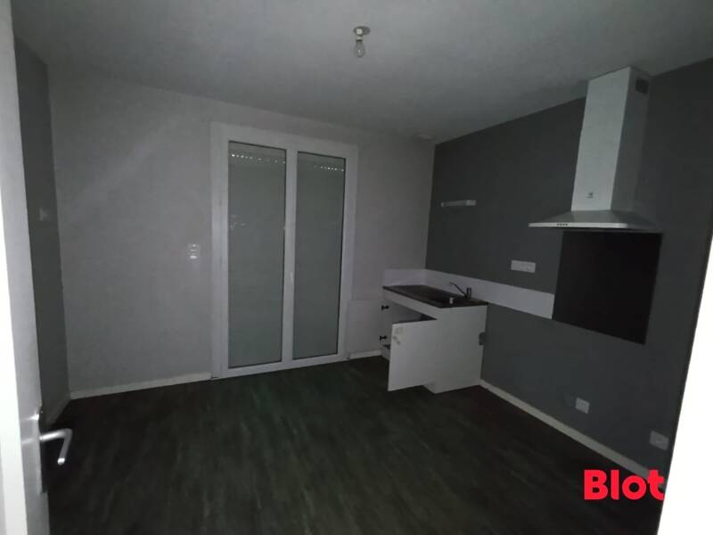 Maison à louer, 76m², TAILLIS