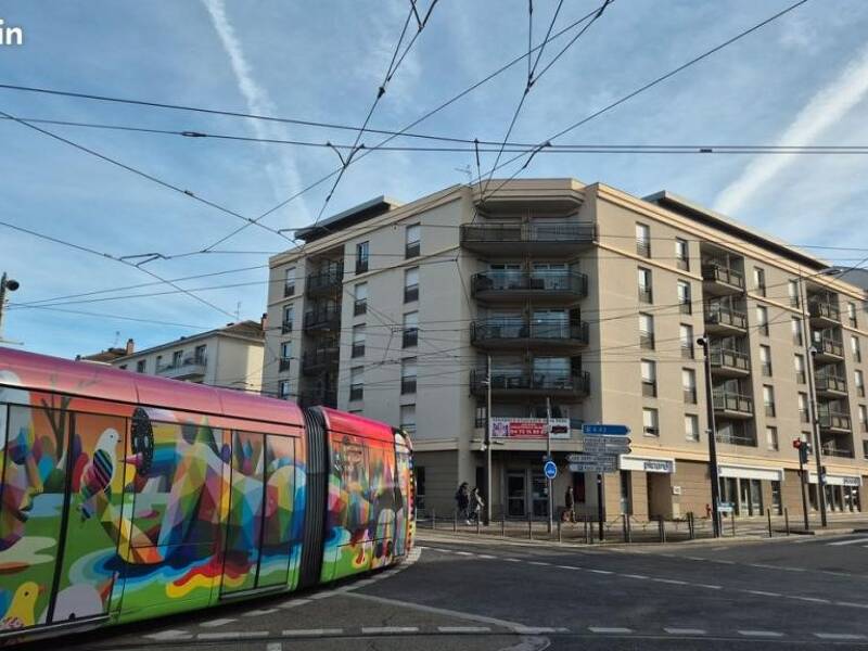 Maison à louer, 34m², BRON