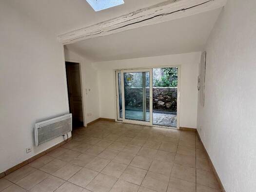 Appartement à louer 330 € 1 pièce 17,1 m² Étage 2/1 Rive Gauche Bedarieux 34600