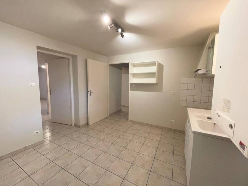 Maison à louer, 81m², BELLEVILLE