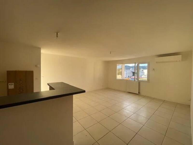 Maison à louer, 87m², SAINT JULIEN LES ROSIERS