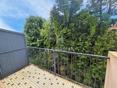 Appartement à louer 750 € 3 pièces 2 chambres 57,7 m² 3ème étage Pau 64000