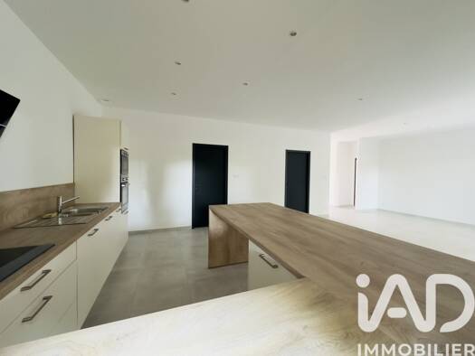 Maison de plain-pied à vendre 299 000 € 5 pièces 3 chambres 98 m² 486 m² de terrain Duisans 62161