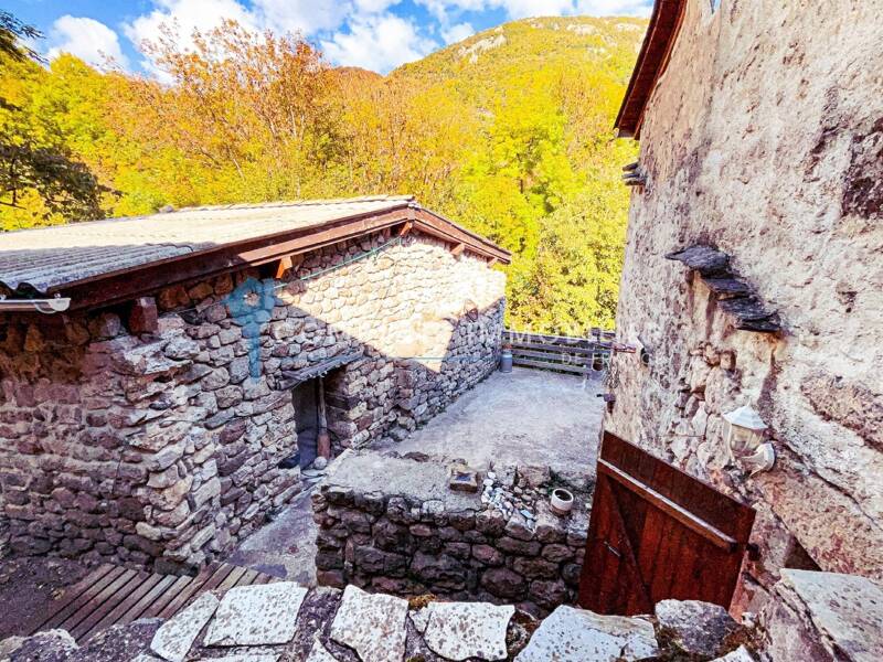 Maison à vendre, 138m², MONTPEZAT SOUS BAUZON