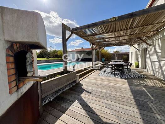 Maison à vendre 519 900 € 8 pièces 5 chambres 302 m² 2 033 m² de terrain Andilly 17230