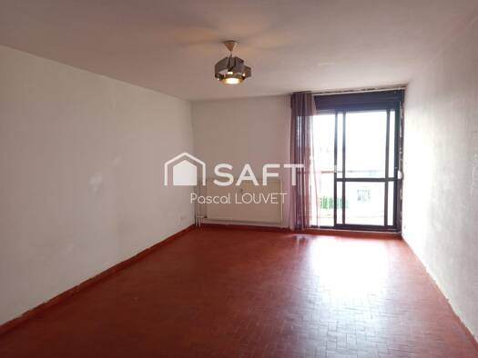 Appartement à vendre 84 500 € 1 pièce 33 m² Étage 2/2 Le Village Saint-Martin-de-Crau 13310