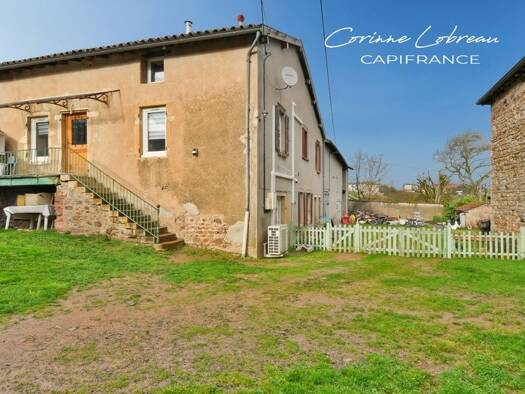 Ferme à vendre 349 000 € 6 pièces 5 chambres 195 m² Régnié-Durette 69430