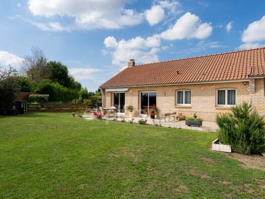 Maison de plain-pied à vendre 260 000 € 7 pièces 3 chambres 120 m² 895 m² de terrain Sud Ouest Rouvroy 62320
