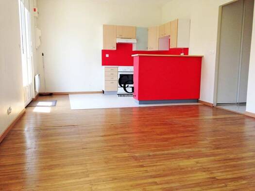 Maison à louer 911 € 3 pièces 2 chambres 64,6 m² 150 m² de terrain Baugerie Saint-Sébastien-sur-Loire 44230