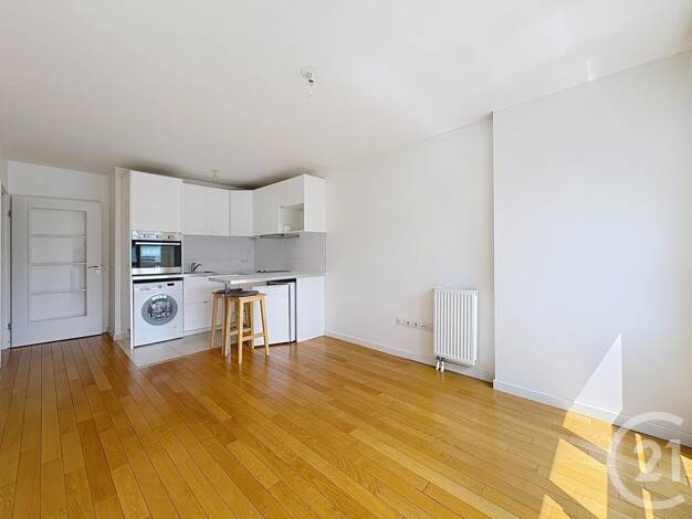 Appartement à louer 1 550 € 2 pièces 1 chambre 39,1 m² 3ème étage St Cloud 92210