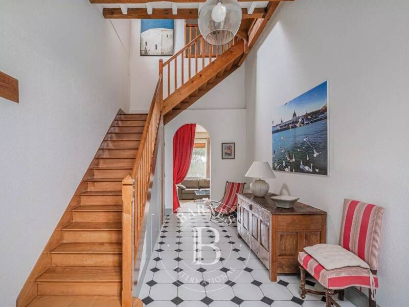 Maison à vendre, 462m², MAUBEC