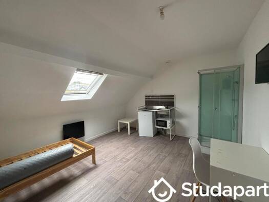 Colocation à louer - logement étudiant 430 € 1 pièce 1 chambre 13 m² disponible dès maintenant Epeule-Trichon Roubaix 59100