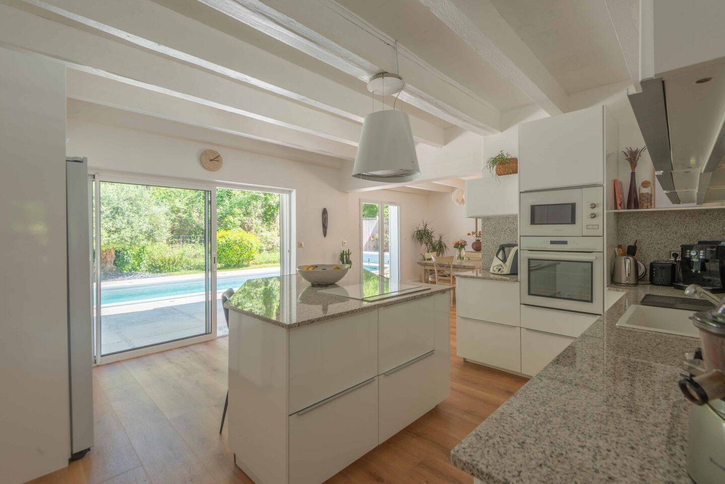 Maison à vendre, 225m², FARGUES SAINT HILAIRE