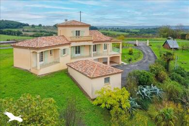 Maison à vendre 336 000 € 6 pièces 3 chambres 141 m² 3 514 m² de terrain Ste Dode 32170