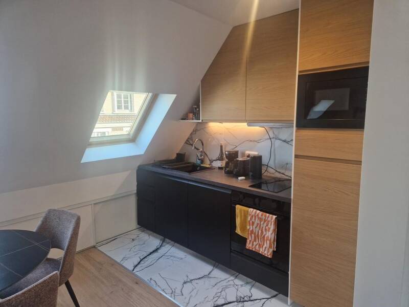 Maison à louer, 38m², PARIS 18E