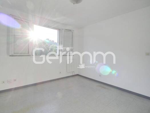 Studio à louer 347 € 1 pièce 16 m² 3ème étage Berriat-Ampere Grenoble 38000