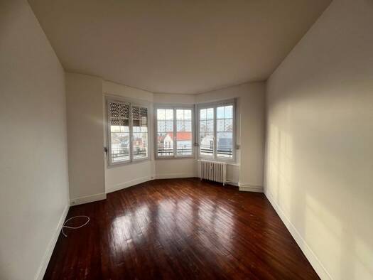 Appartement à louer 982 € 2 pièces 1 chambre 37,8 m² 2ème étage Pont Royal Cachan 94230