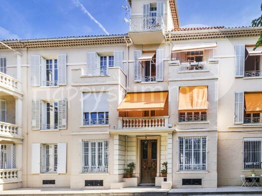 Appartement à vendre 744 000 € 5 pièces 3 chambres 110 m² 3 étages Aguillon Toulon 83000