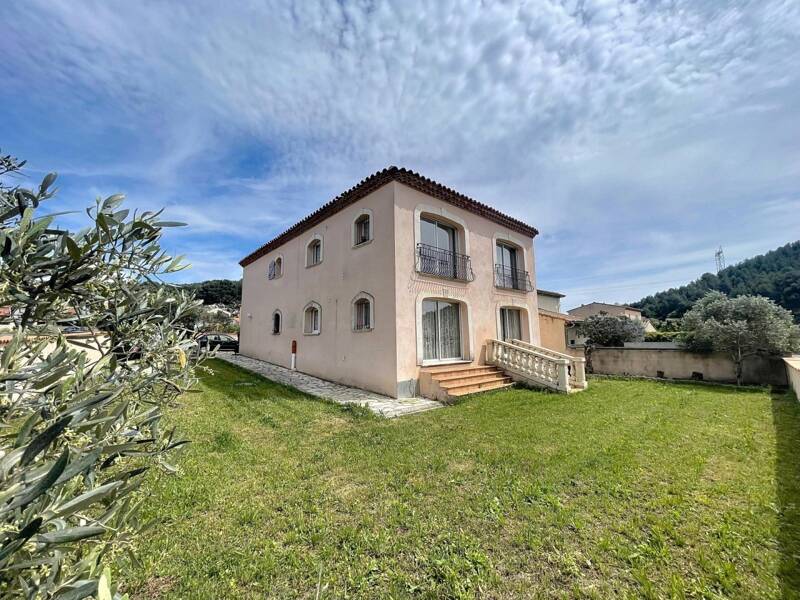 Maison à vendre, 220m², LE ROVE