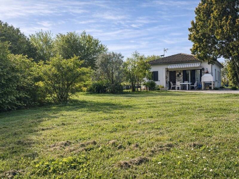 Maison à vendre, 90m², SAINTE FOY DE PEYROLIERES