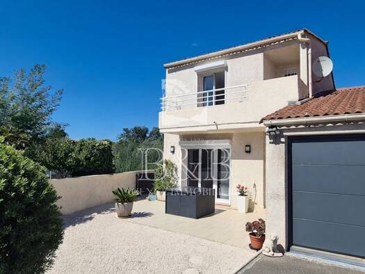 Villa à vendre 480 000 € 4 pièces 3 chambres 88,42 m² Saint-Raphaël 83700