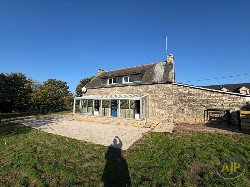 Maison à louer, 154m², CRUGUEL