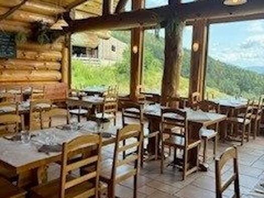 Boutique à vendre Fonds de commerce 532 500 € 117 m² de surface de vente Orbey 68370