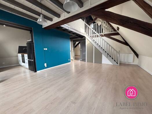 Duplex à vendre 165 000 € 4 pièces 3 chambres 100 m² Étage 3/3 Centre-Neuf Bourg-Quesnoy-Delsaux-Musée-Cannoniers-Gare Valenciennes 59300