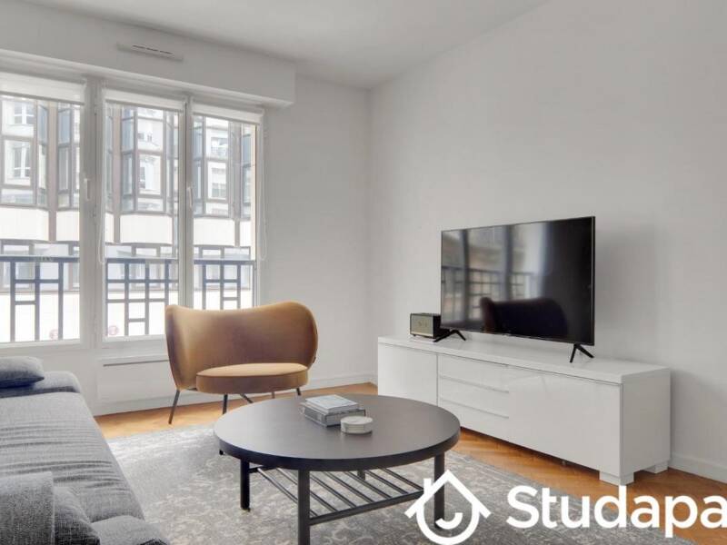 Maison à louer, 57m², PARIS 8E