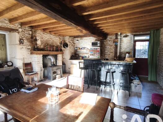 Maison à vendre 145 000 € 6 pièces 4 chambres 157 m² 1 653 m² de terrain Brosses 89660