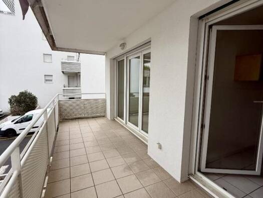 Appartement à louer 1 150 € 4 pièces 3 chambres 79 m² Étage 1/5 Caudéran Bordeaux 33200