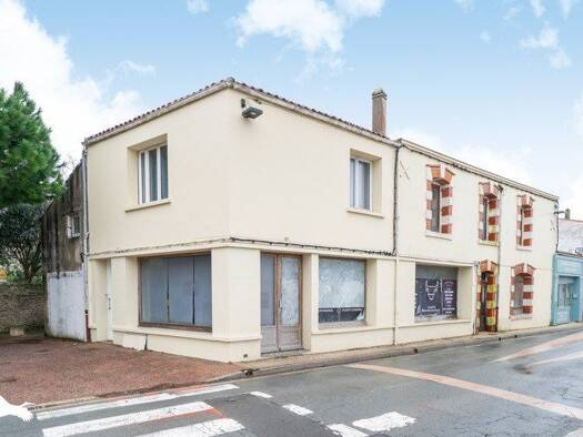 Immeuble à vendre 353 760 € 199 m² Saint-Georges-d'Oléron 17190