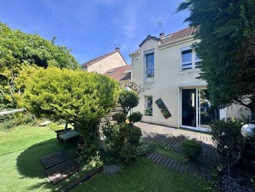 Maison à vendre 280 000 € 5 pièces 3 chambres 85 m² Évry-Courcouronnes 91080