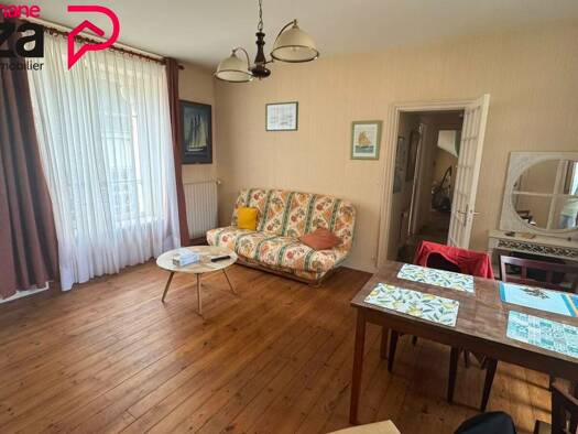 Appartement à vendre 138 700 € 2 pièces 62 m² Étage 2/3 Centre Ville Douarnenez 29100