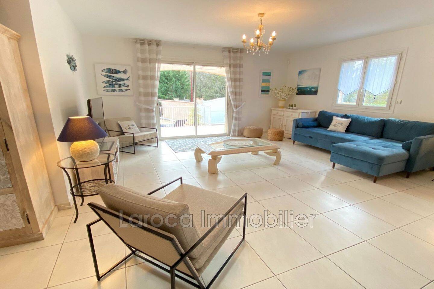 Maison à vendre, 130m², SAINT GENIS DES FONTAINES