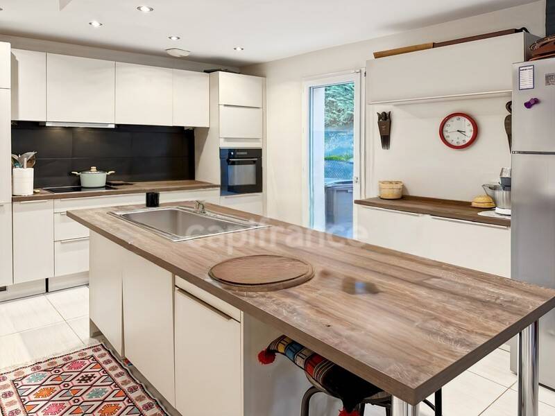 Maison à vendre, 150m², PREVESSIN MOENS