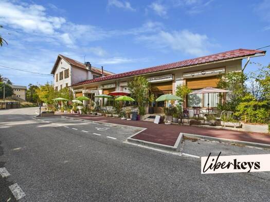 Restaurant à vendre Fonds de commerce 180 000 € 257 m² d'espace de restauration Lucéram 06440