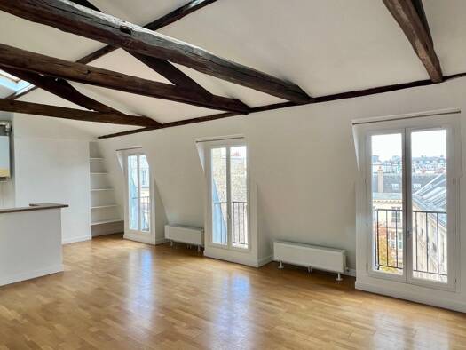 Appartement à louer 3 480 € 5 pièces 3 chambres 91 m² Étage 6/6 Les Halles Paris 1er 75001